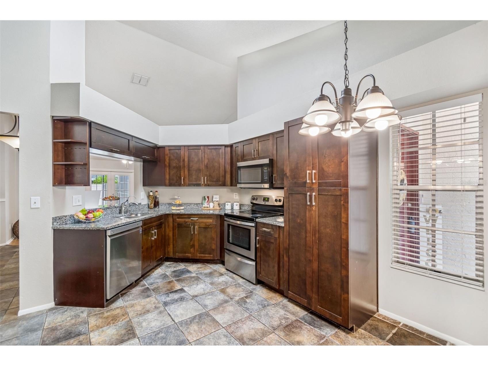 12008 Peony Court Tampa FL 33635 TB8525902 image15