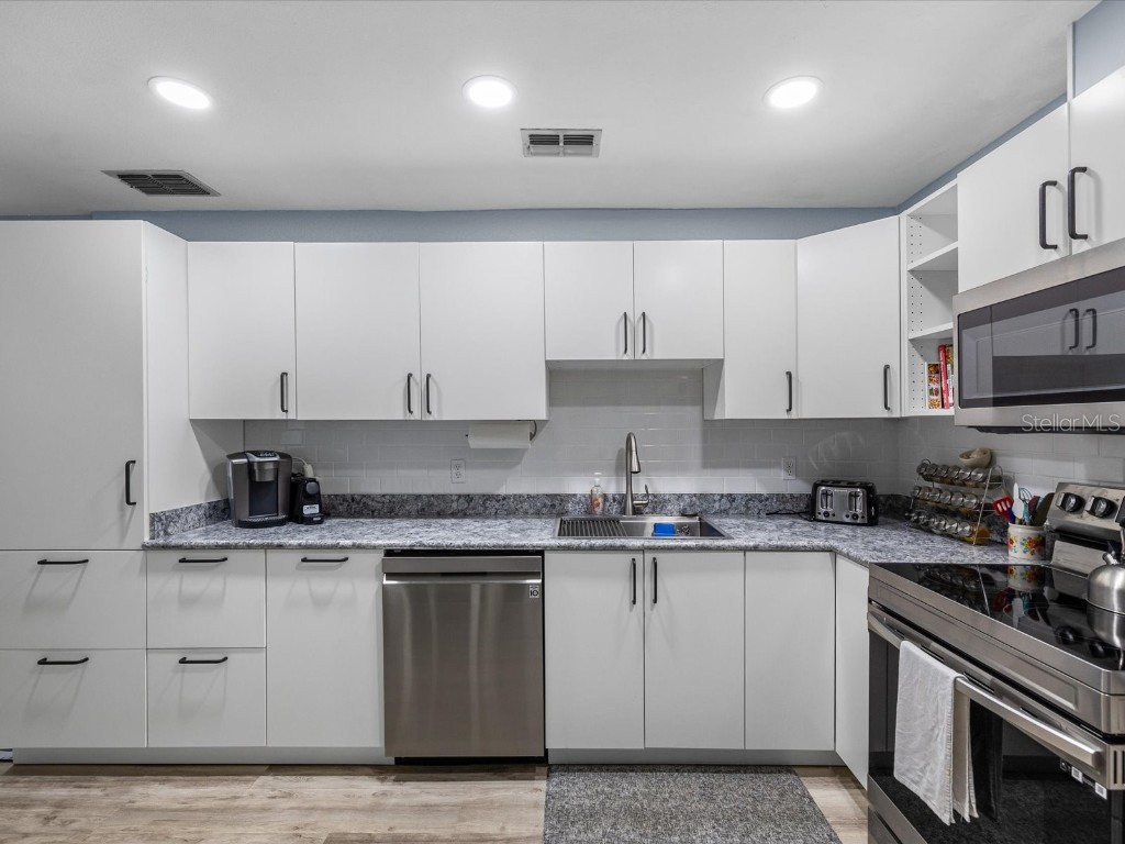 12009 Boynton Lane #12009 New Port Richey FL 34654 W7881161 image9