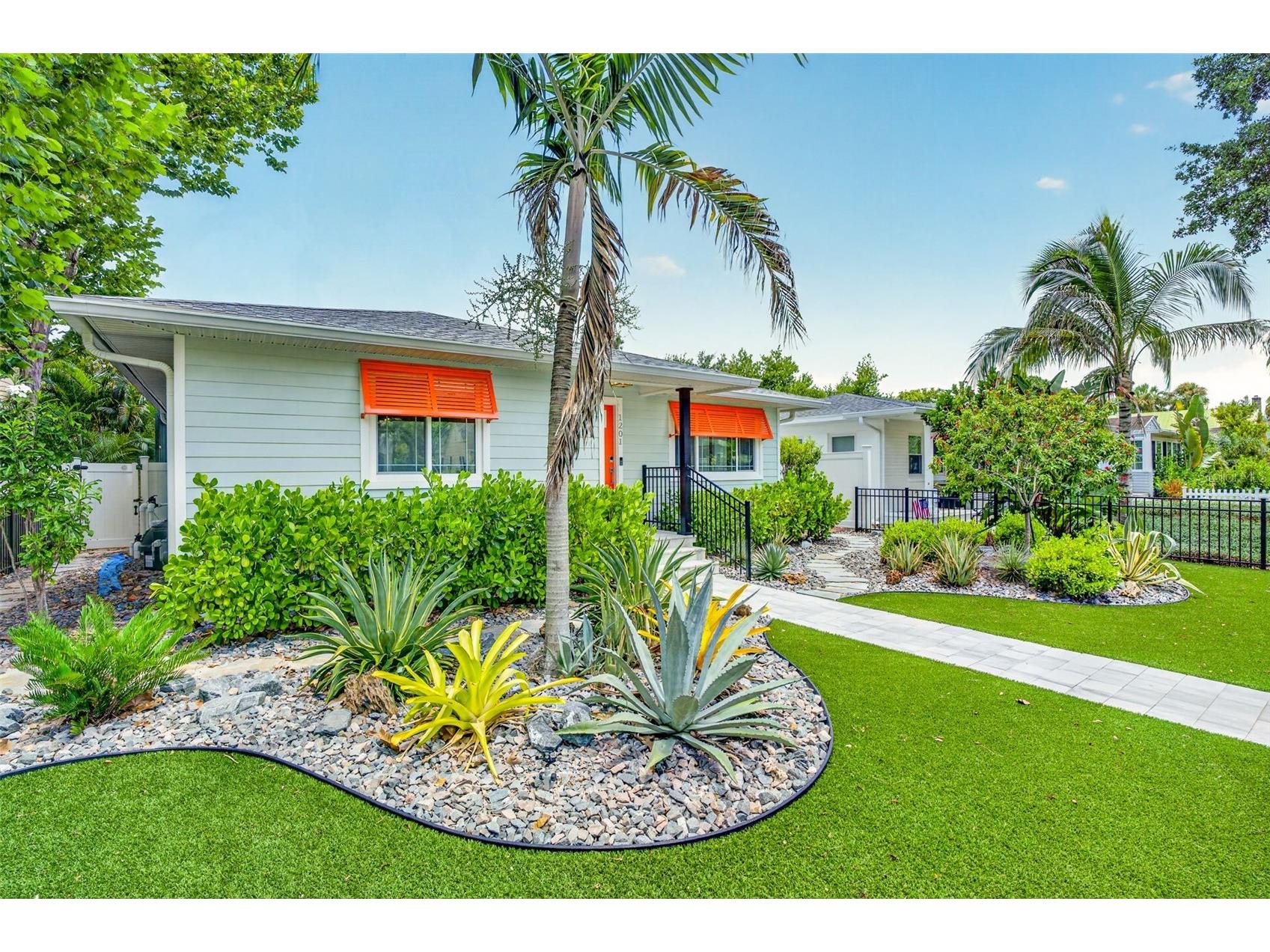 1201 15th Street N Saint Petersburg FL 33705 TB8528622 image4