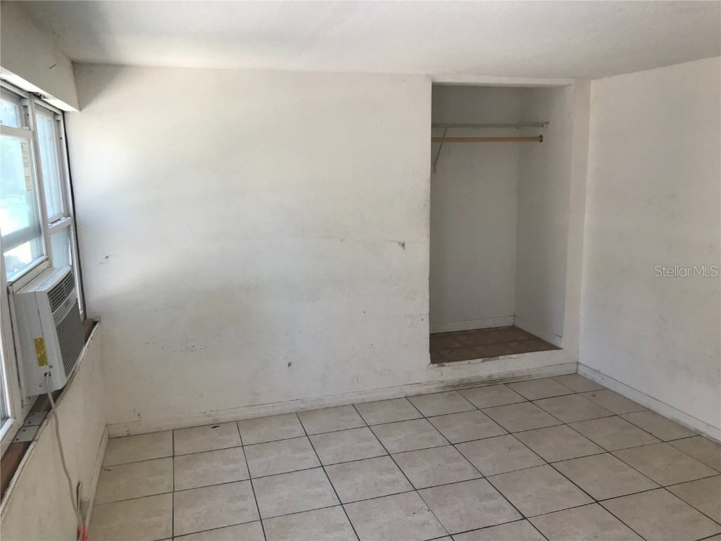 1201 22nd Ave Avenue S #3 Saint Petersburg FL 33705 TB8411476 image2