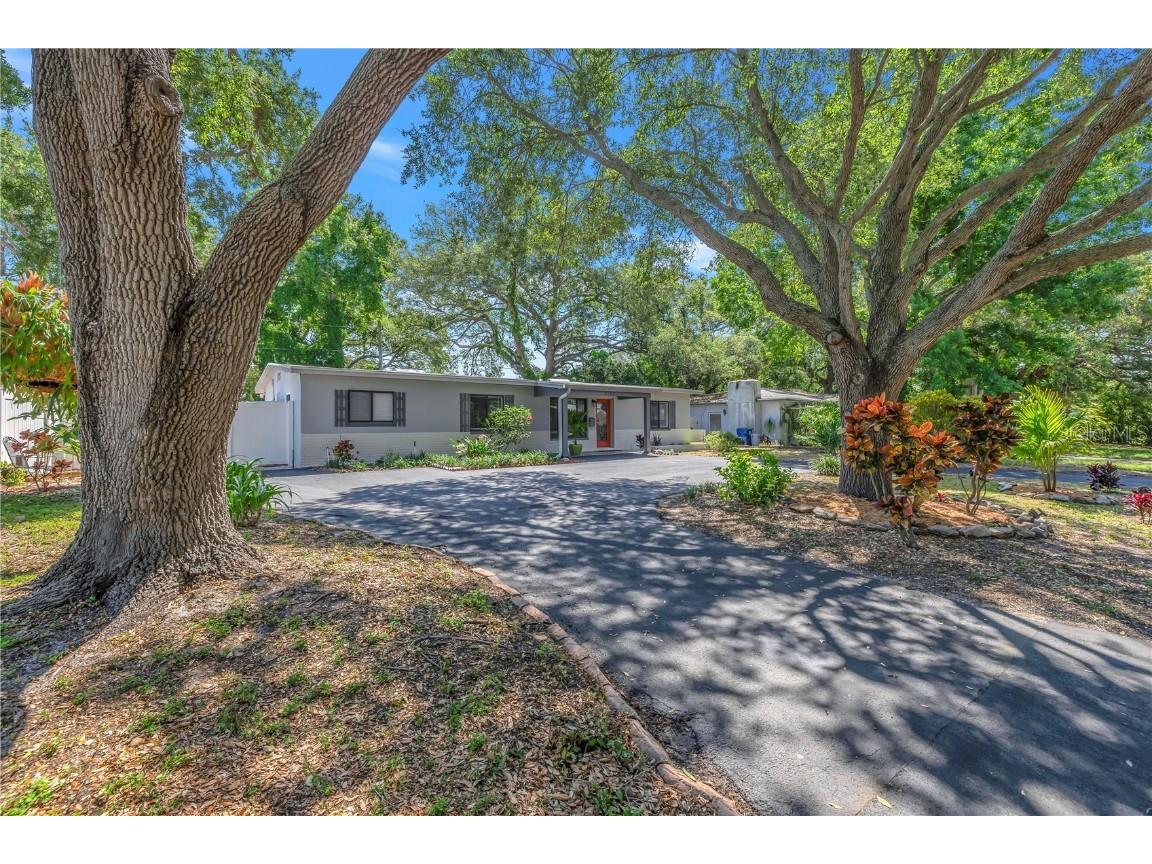 1201 77th Street N Saint Petersburg FL 33710 TB8346112 image1