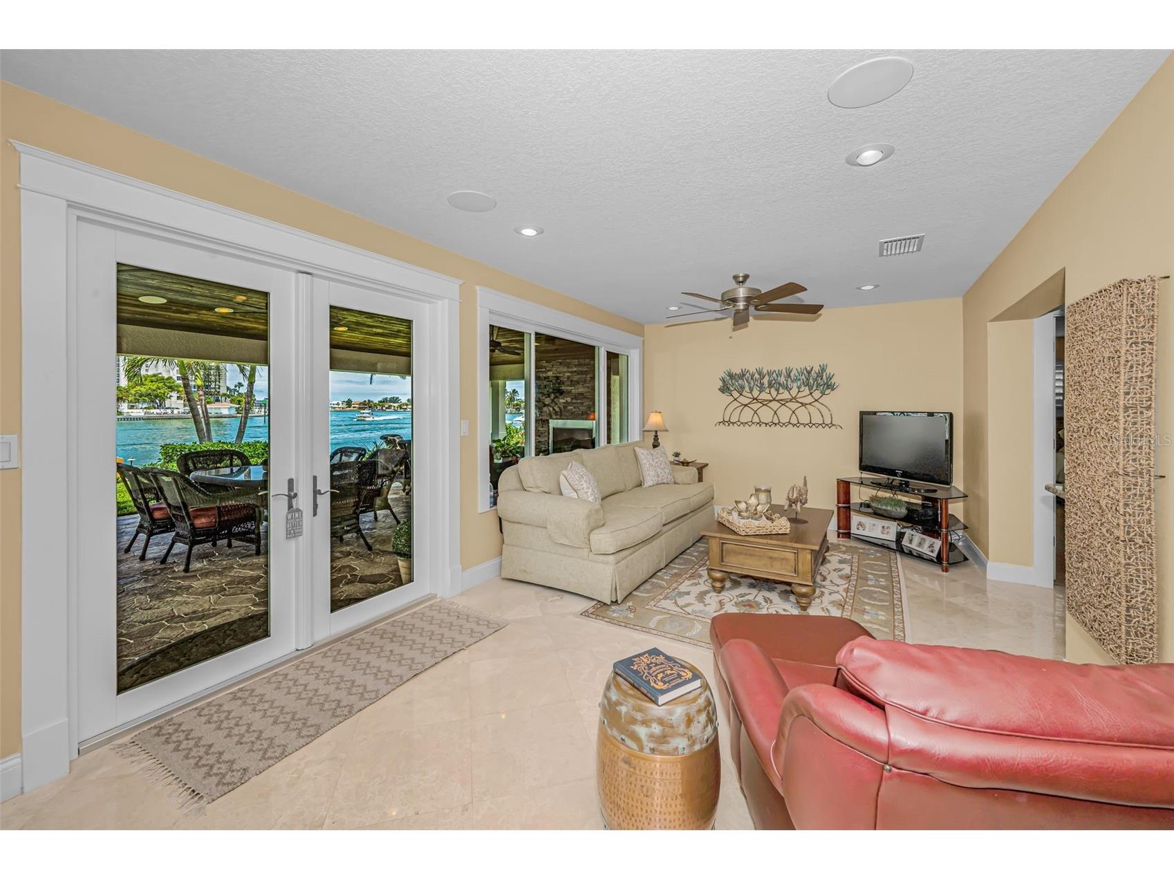 1201 81st Street S Saint Petersburg FL 33707 TB8512757 image25