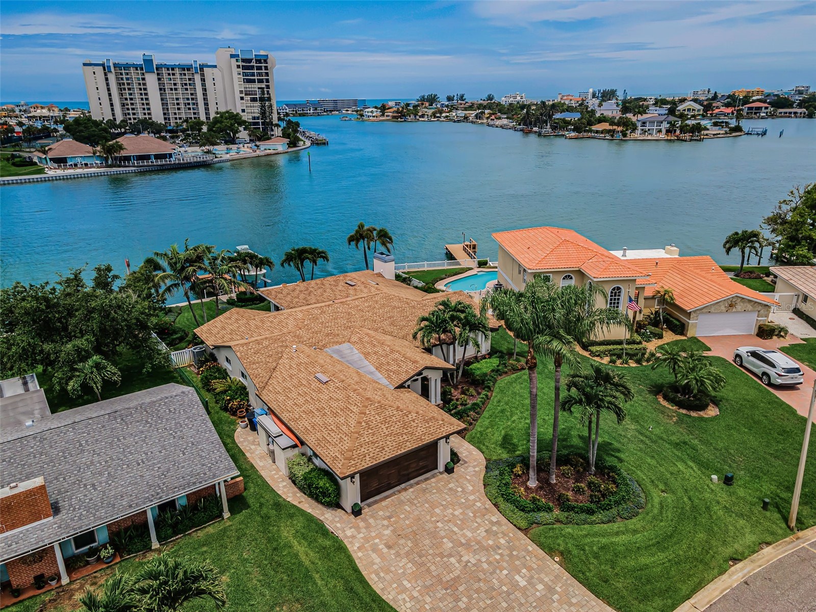 1201 81st Street S Saint Petersburg FL 33707 TB8512757 image69