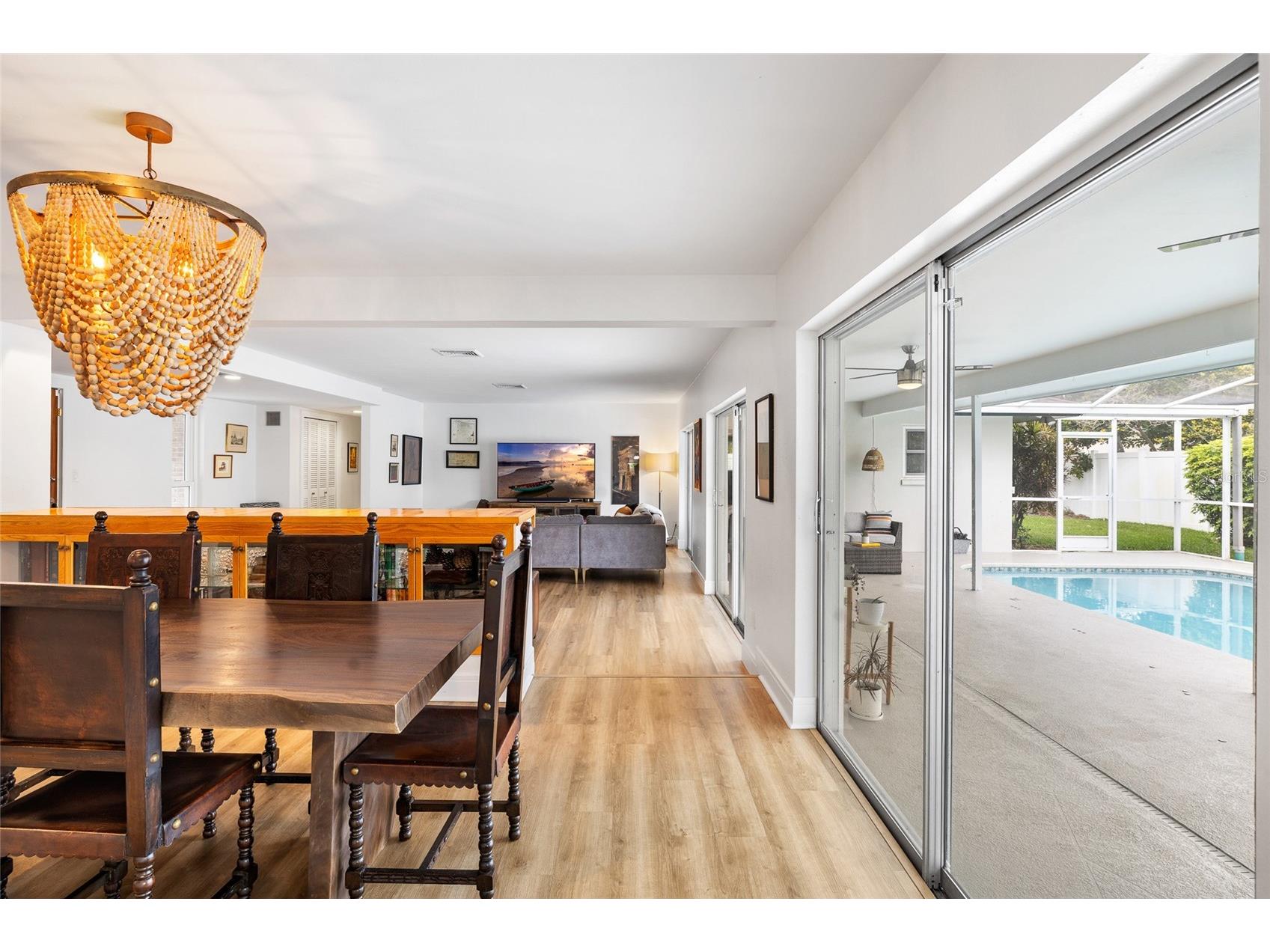 1201 87th Avenue N Saint Petersburg FL 33702 TB8494412 image12