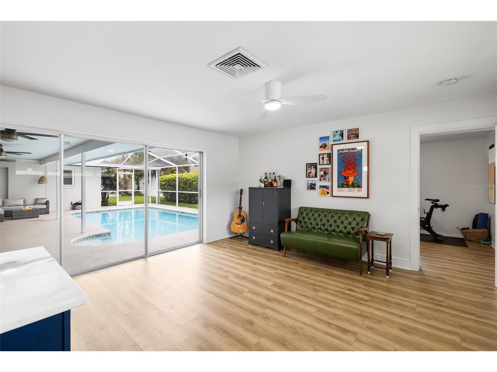 1201 87th Avenue N Saint Petersburg FL 33702 TB8494412 image18