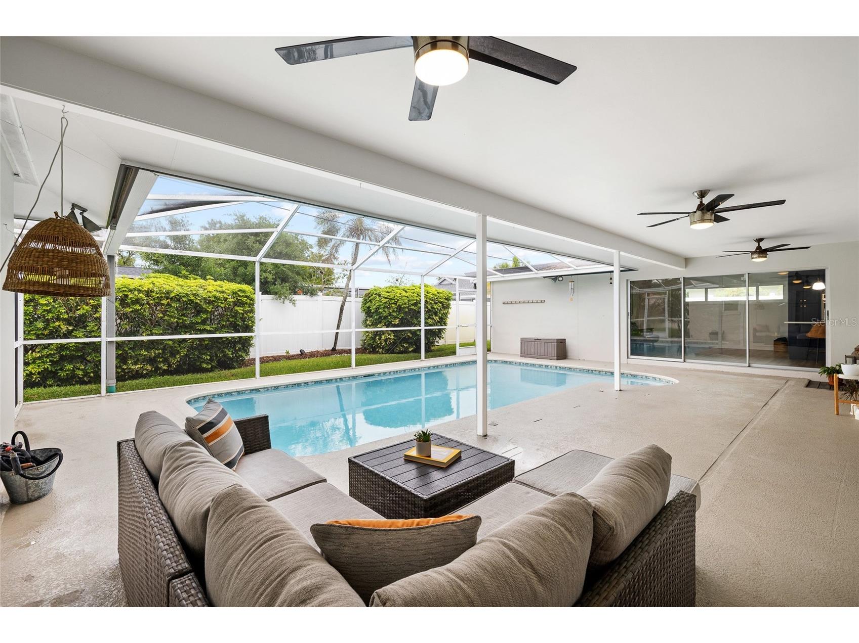 1201 87th Avenue N Saint Petersburg FL 33702 TB8494412 image4