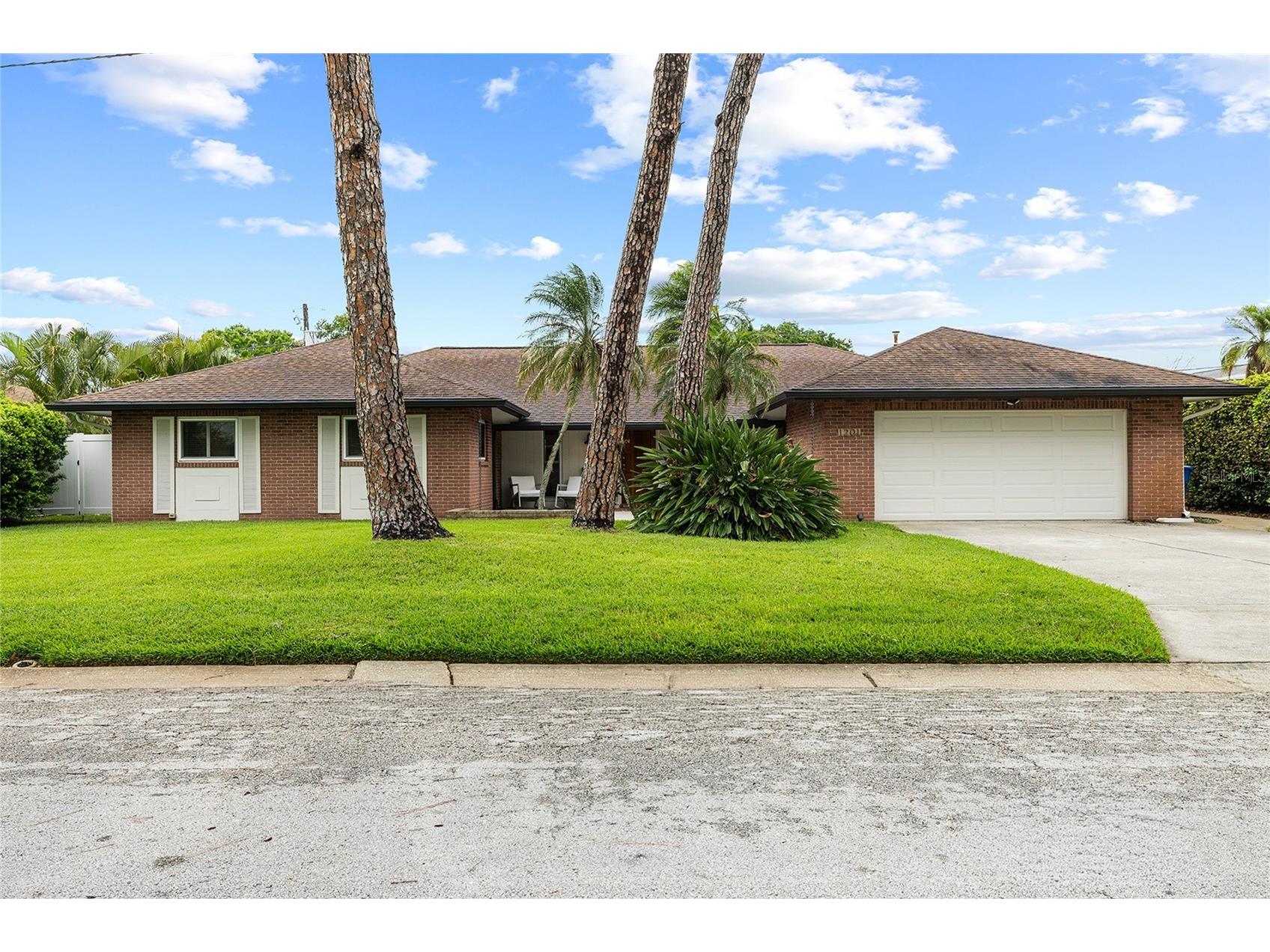 1201 87th Avenue N Saint Petersburg FL 33702 TB8494412 image41