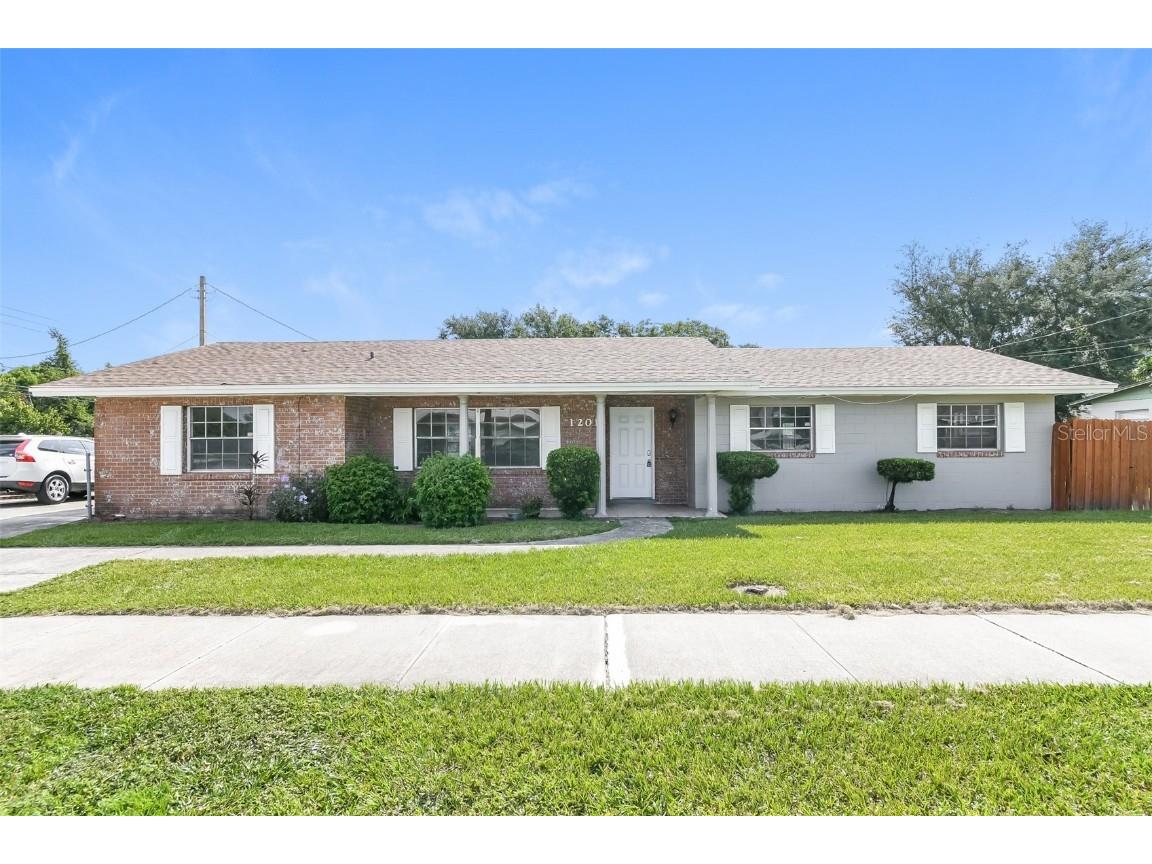 1201 Amaros Avenue Orlando FL 32811 O6136899 image1