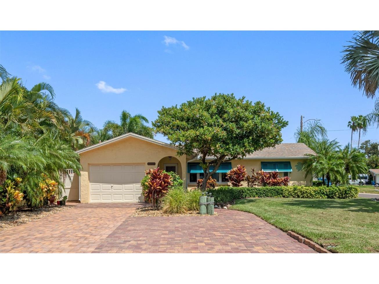 1201 Bay Palm Boulevard Indian Rocks Beach FL 33785 U8214170 image1