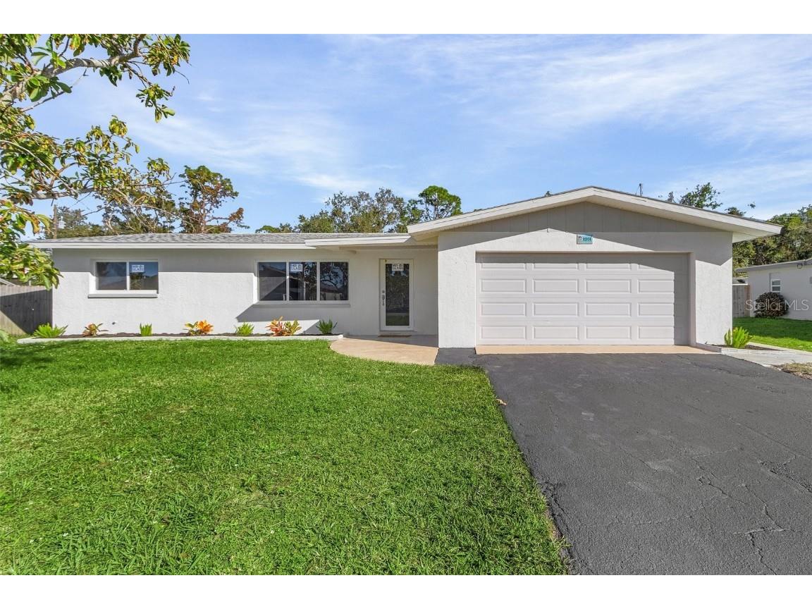 1201 Betmar Boulevard North Fort Myers FL 33903 TB8335655 image1