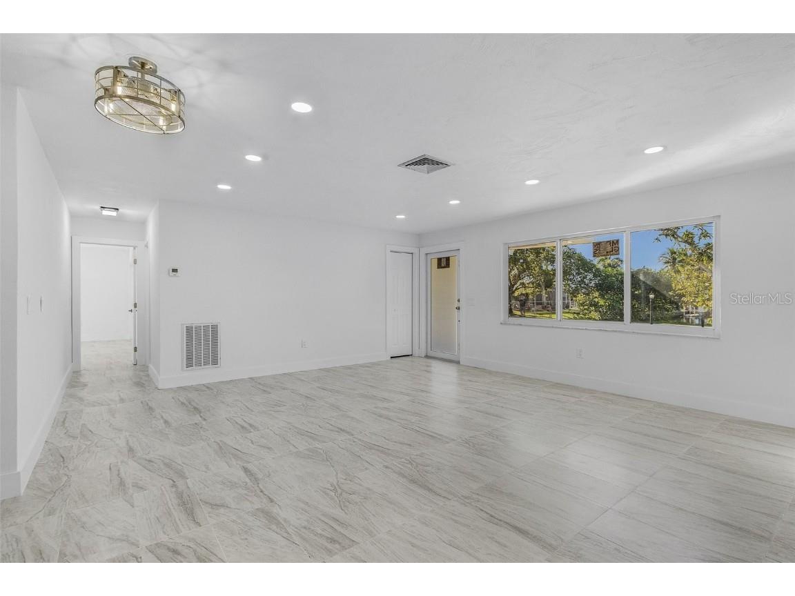 1201 Betmar Boulevard North Fort Myers FL 33903 TB8335655 image9