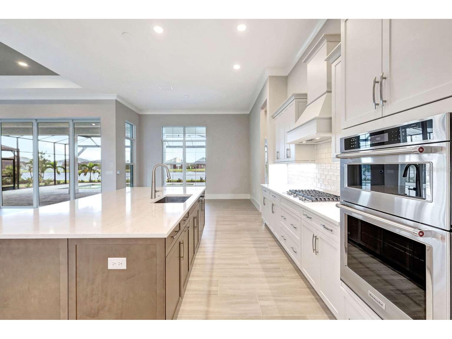 1201 Blue Shell Loop Sarasota FL 34240 TB8525767 image9
