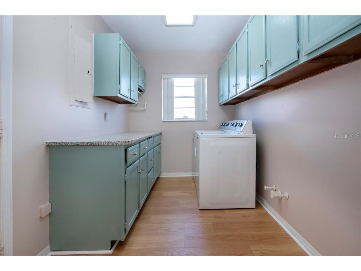 1201 Bluewater Drive Sun City Center FL 33573 TB8425181 image29