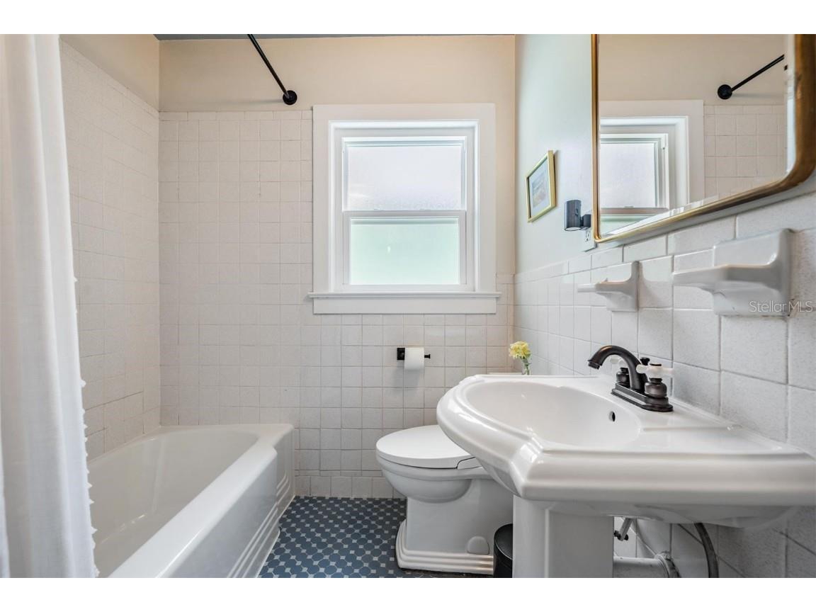 1201 E Hanna Avenue Tampa FL 33604 TB8417999 image19