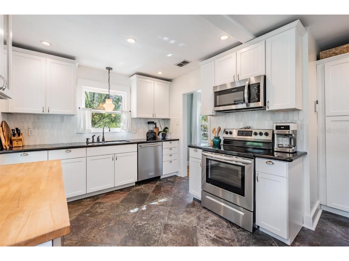 1201 E Hanna Avenue Tampa FL 33604 TB8417999 image9