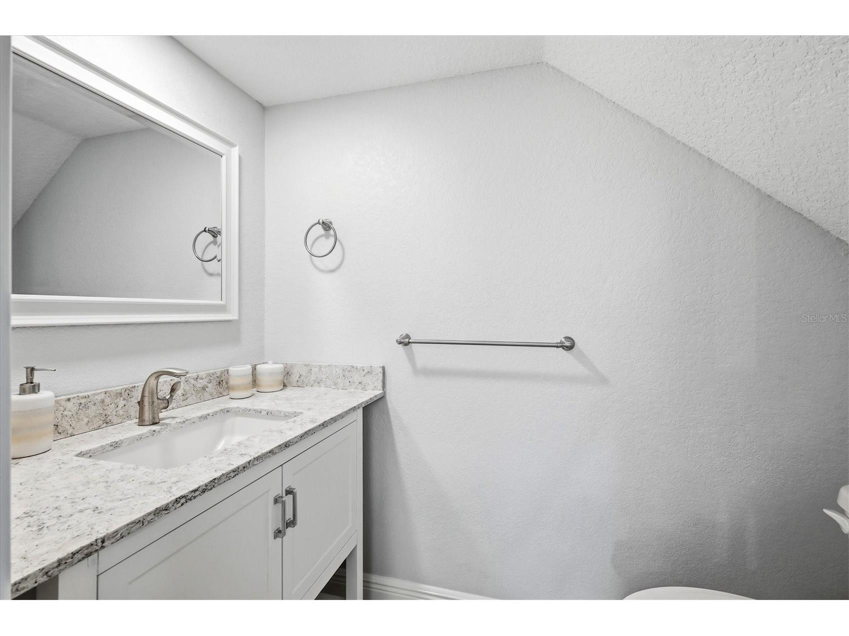 1201 E Peppertree Drive #234 Sarasota FL 34242 A4679932 image27