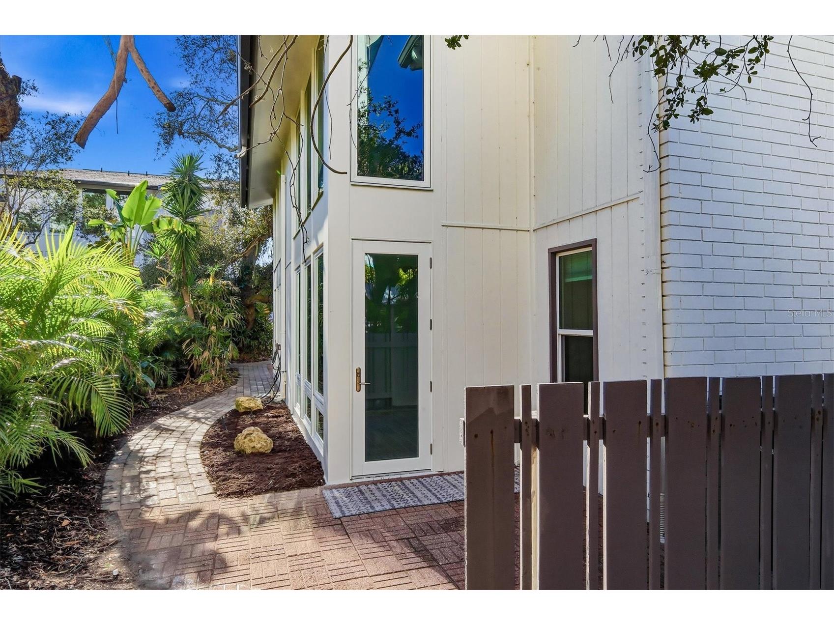 1201 E Peppertree Drive #234 Sarasota FL 34242 A4679932 image30