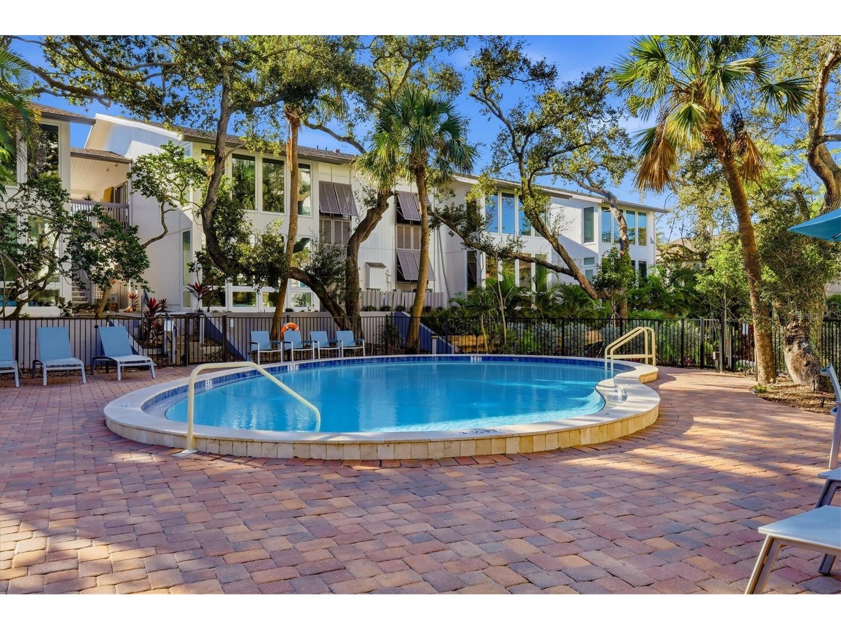 1201 E Peppertree Drive #234 Sarasota FL 34242 A4679932 image32