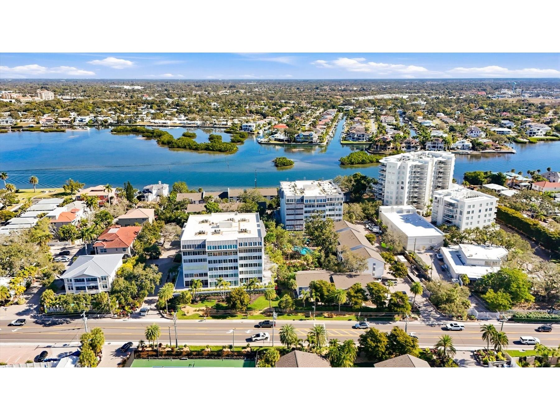 1201 E Peppertree Drive #234 Sarasota FL 34242 A4679932 image43