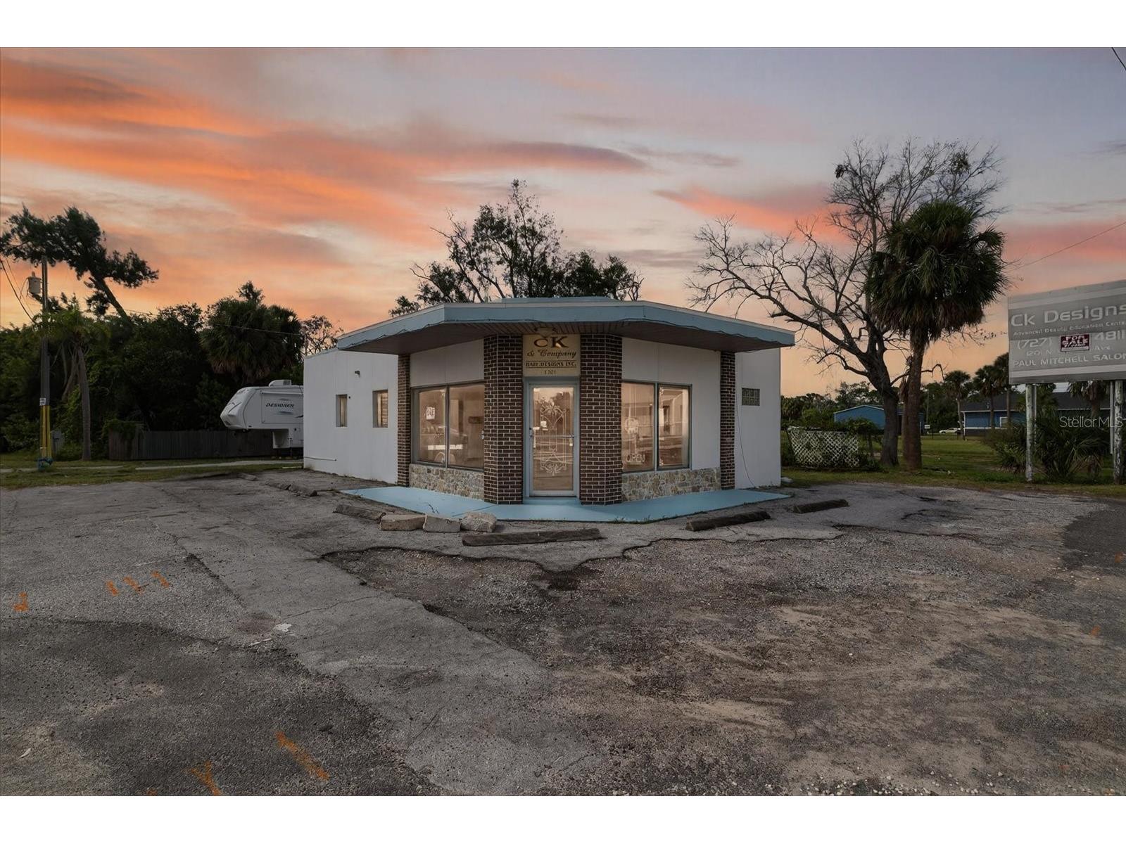 1201 N Pinellas Avenue Tarpon Springs FL 34689 TB8444345 image10