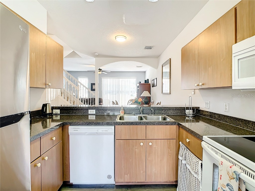 1201 S Beach Cir Kissimmee FL 34746 O6307108 image4