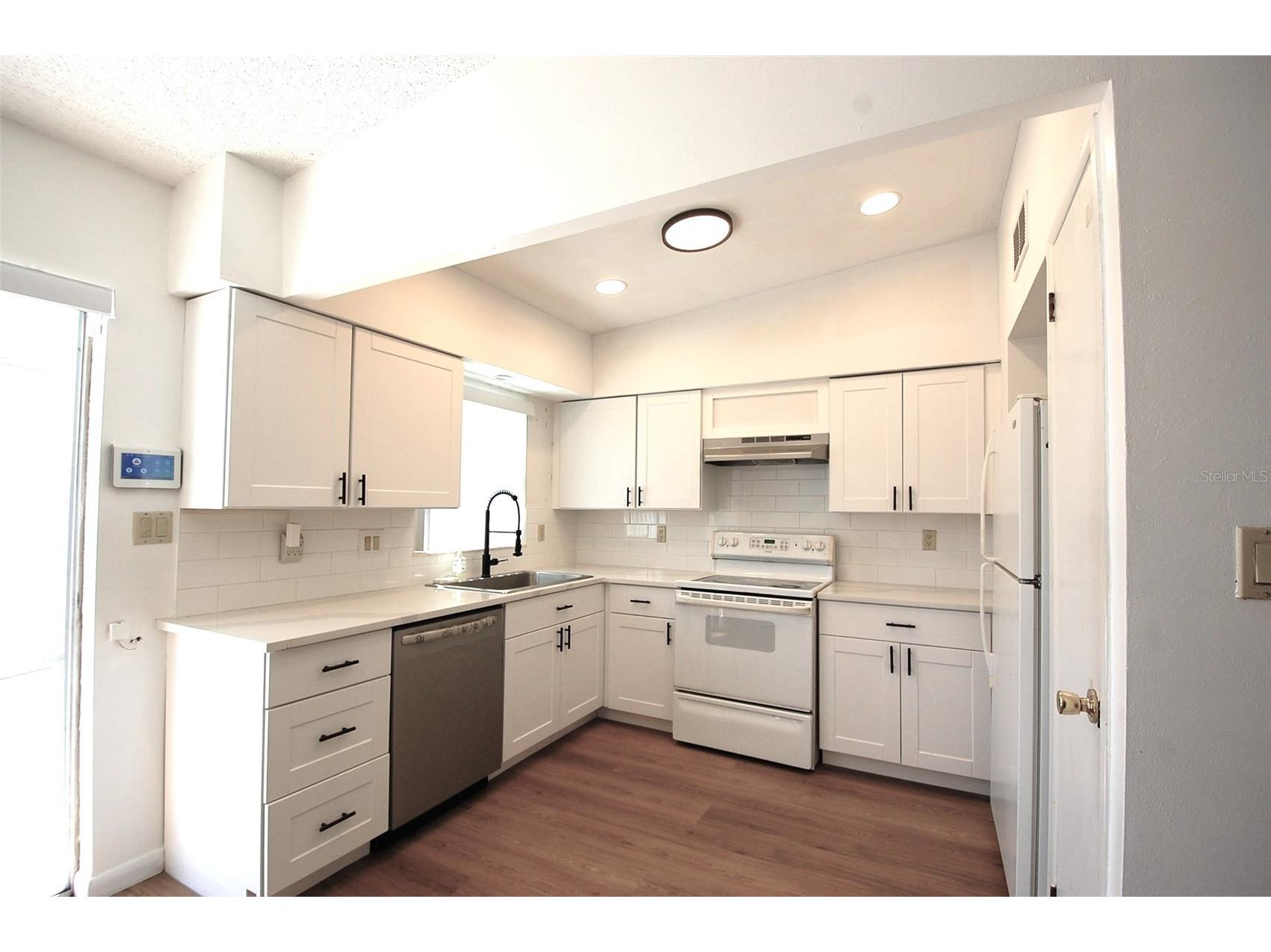 1201 S Betty Lane Clearwater FL 33756 TB8489173 image3