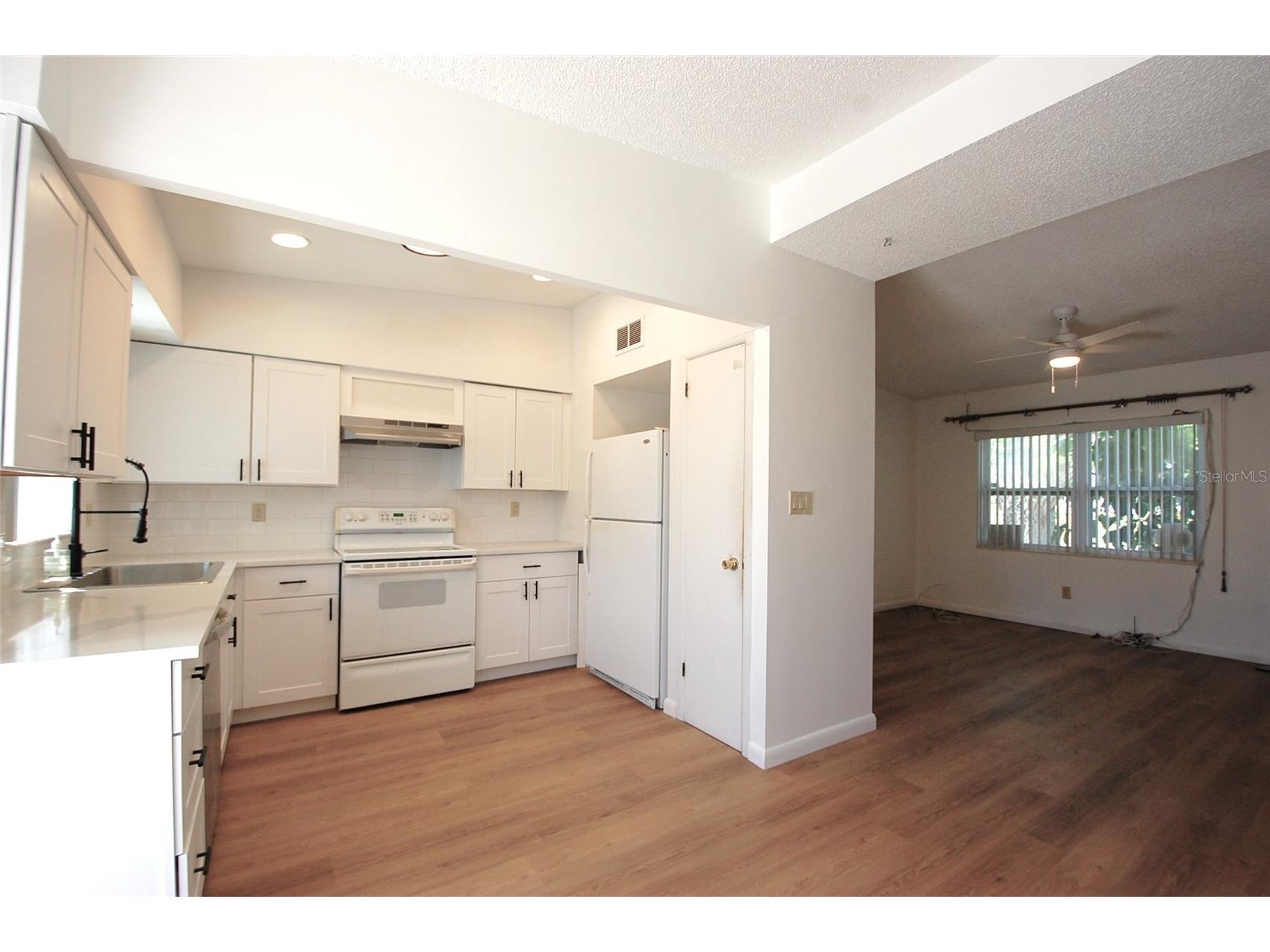 1201 S Betty Lane Clearwater FL 33756 TB8489173 image4