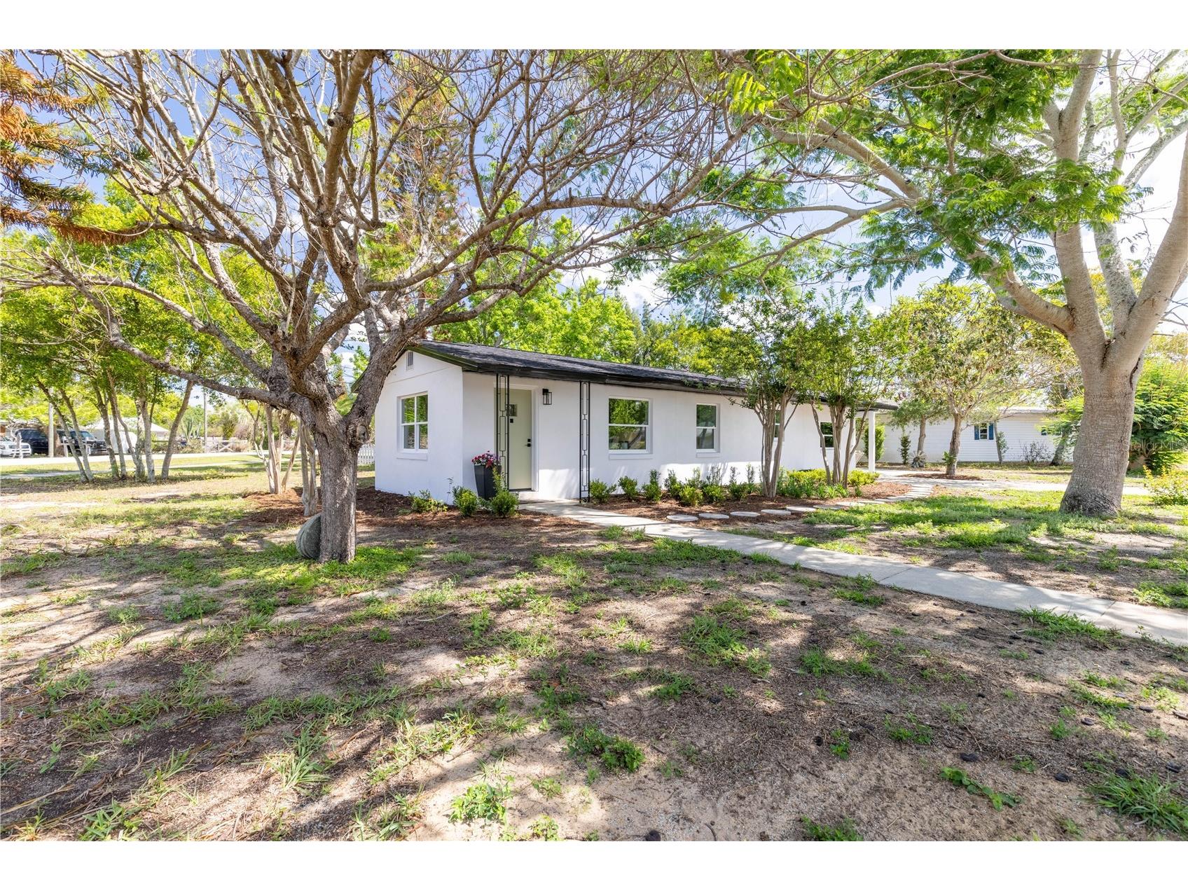1201 Sherman Avenue Tavares FL 32778 G5110953 image2