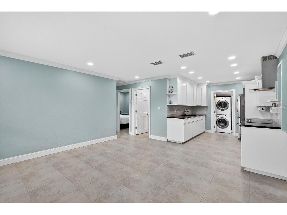 1201 Tyrone Boulevard N Saint Petersburg FL 33710 TB8436647 image11