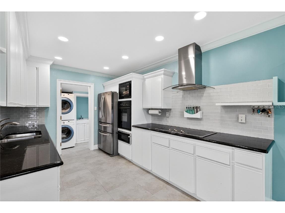 1201 Tyrone Boulevard N Saint Petersburg FL 33710 TB8436647 image13