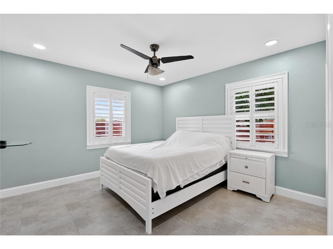 1201 Tyrone Boulevard N Saint Petersburg FL 33710 TB8436647 image17