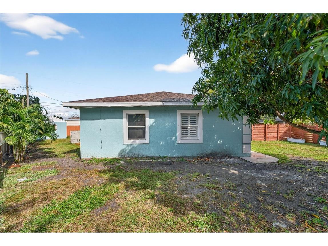 1201 Tyrone Boulevard N Saint Petersburg FL 33710 TB8436647 image28