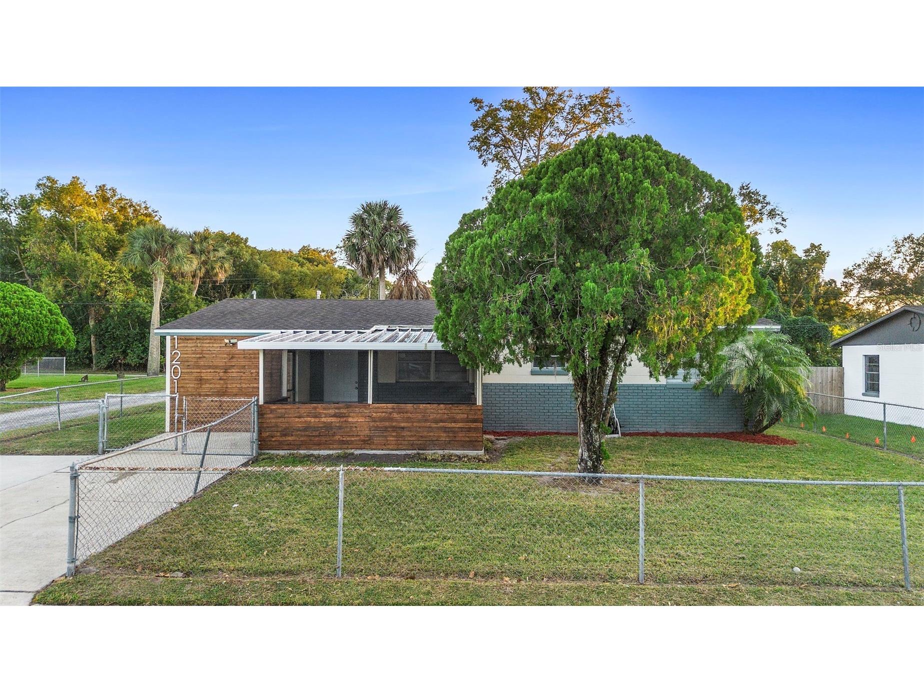 1201 W 20th Street Sanford FL 32771 O6357891 image1