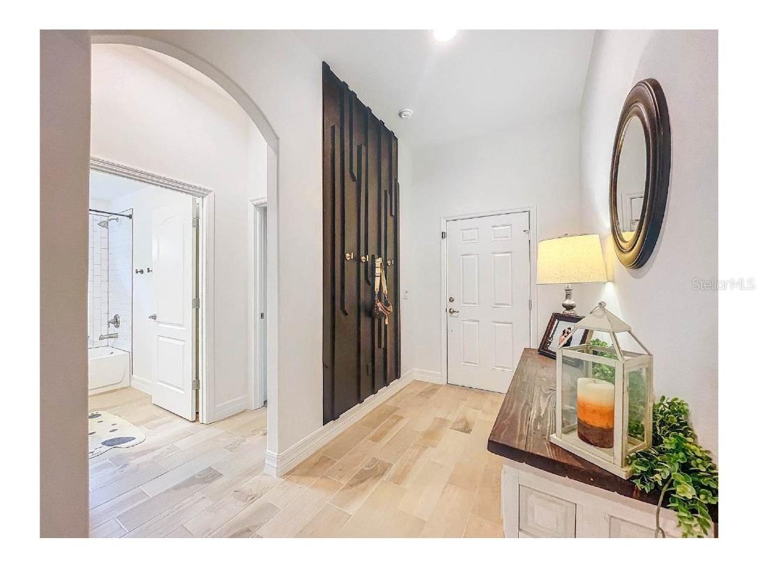 12010 Jackson Landing Place Tampa FL 33624 TB8388785 image3