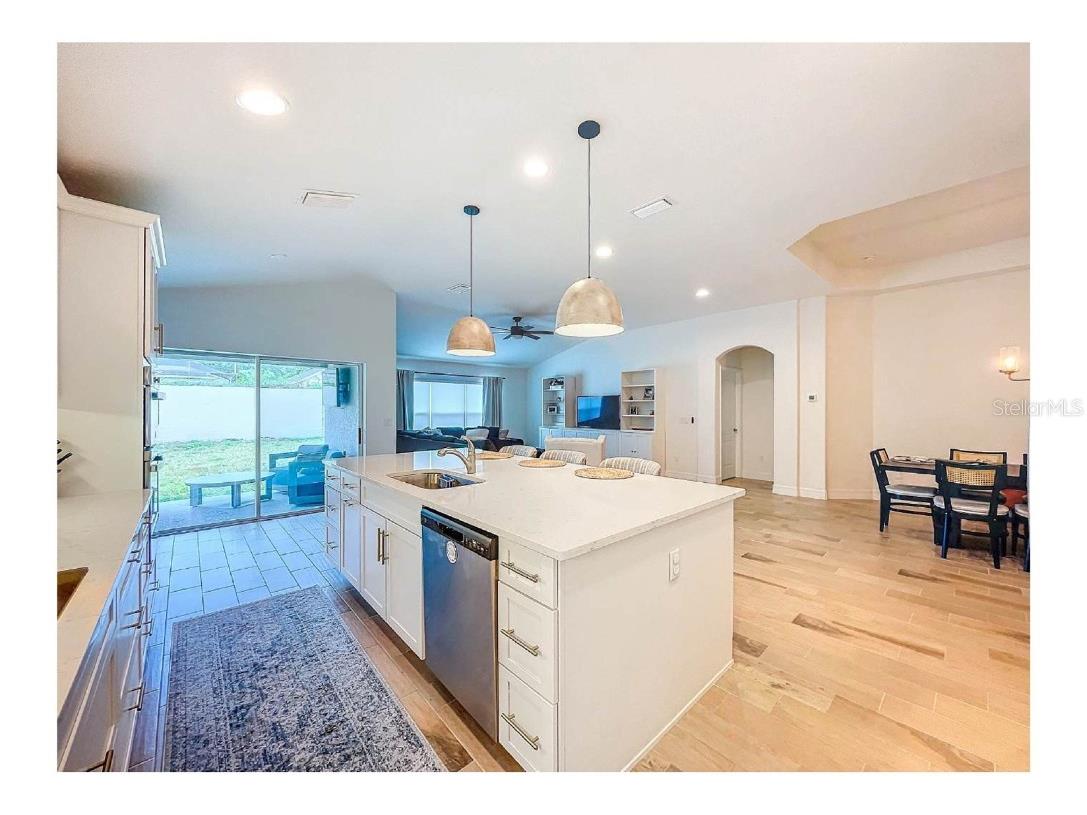 12010 Jackson Landing Place Tampa FL 33624 TB8388785 image5