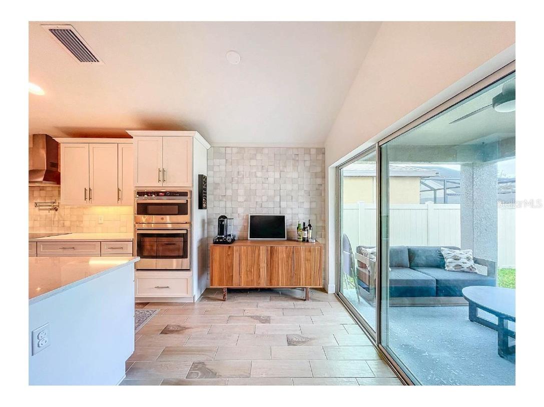 12010 Jackson Landing Place Tampa FL 33624 TB8388785 image7