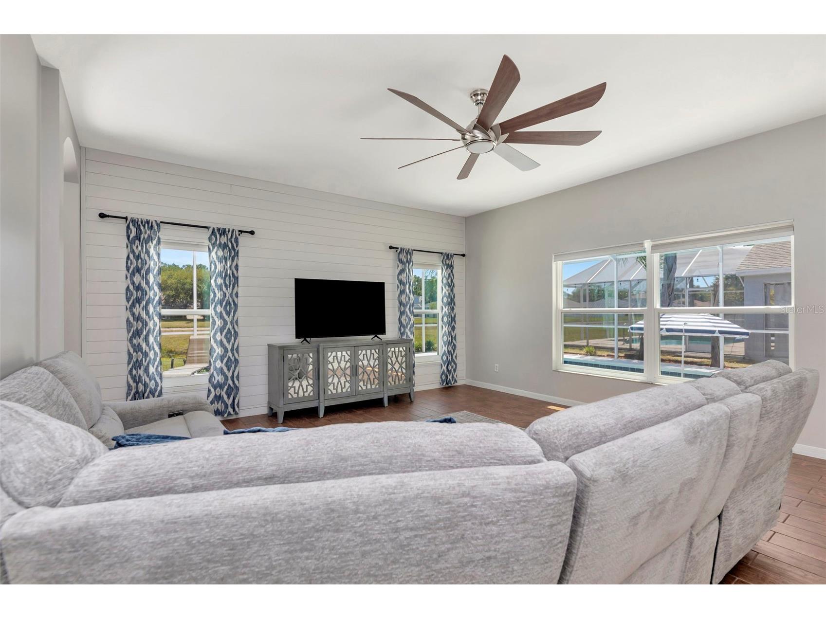 12012 Northumberland Drive Tampa FL 33626 TB8500710 image16