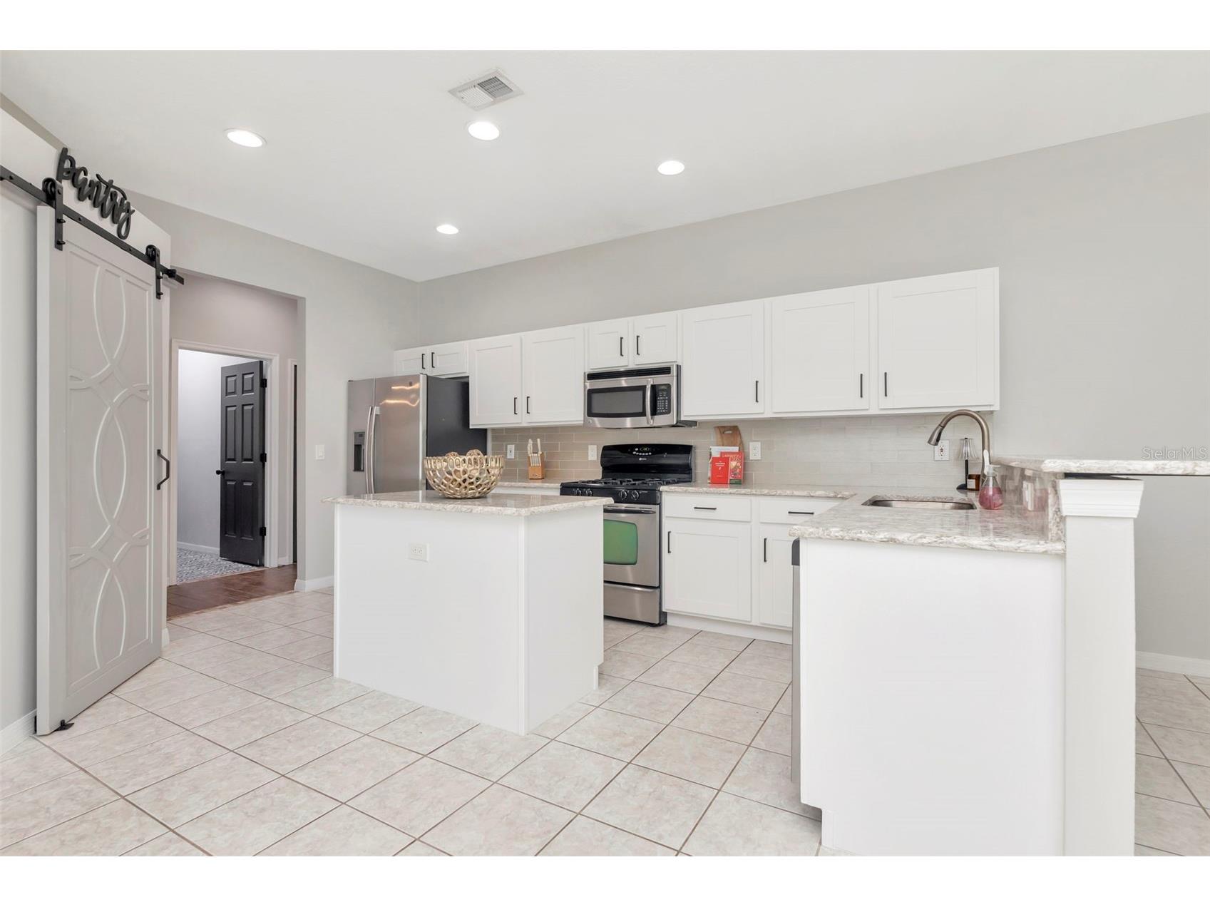 12012 Northumberland Drive Tampa FL 33626 TB8500710 image8