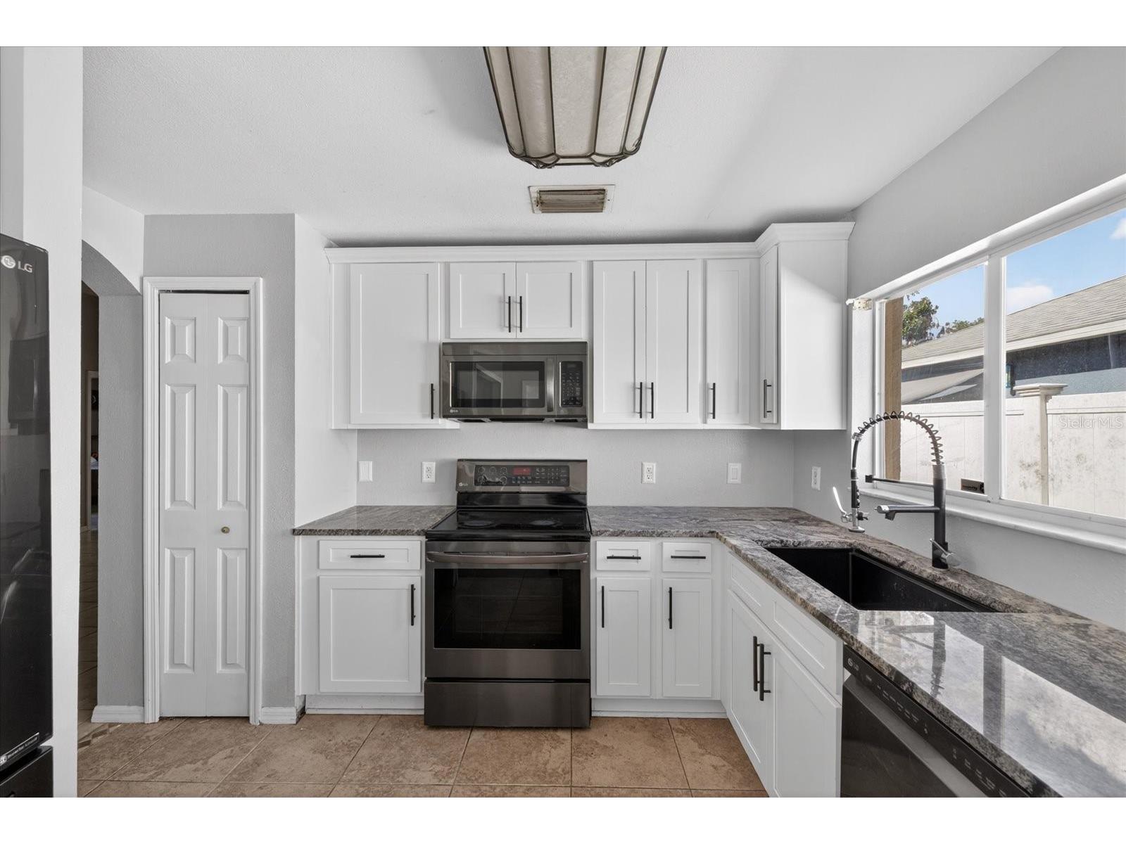 12015 Cedarfield Drive Riverview FL 33579 TB8506764 image10