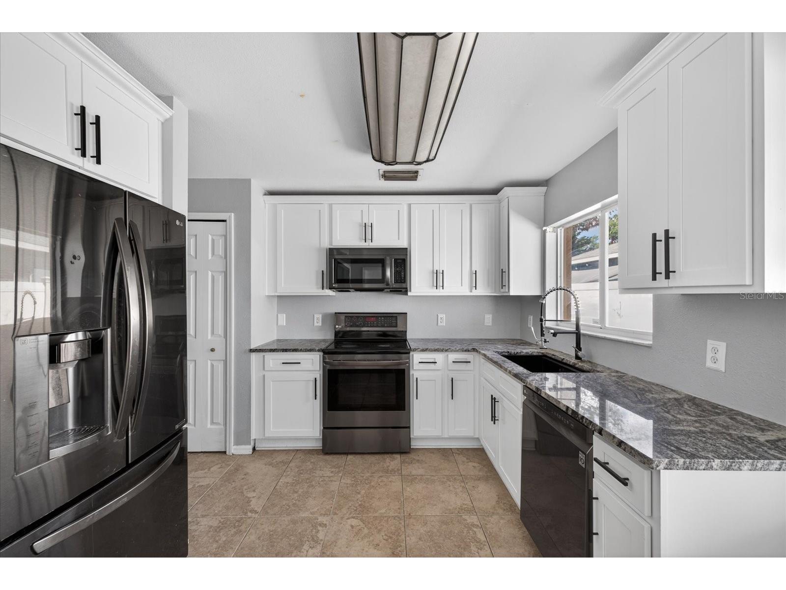 12015 Cedarfield Drive Riverview FL 33579 TB8506764 image15