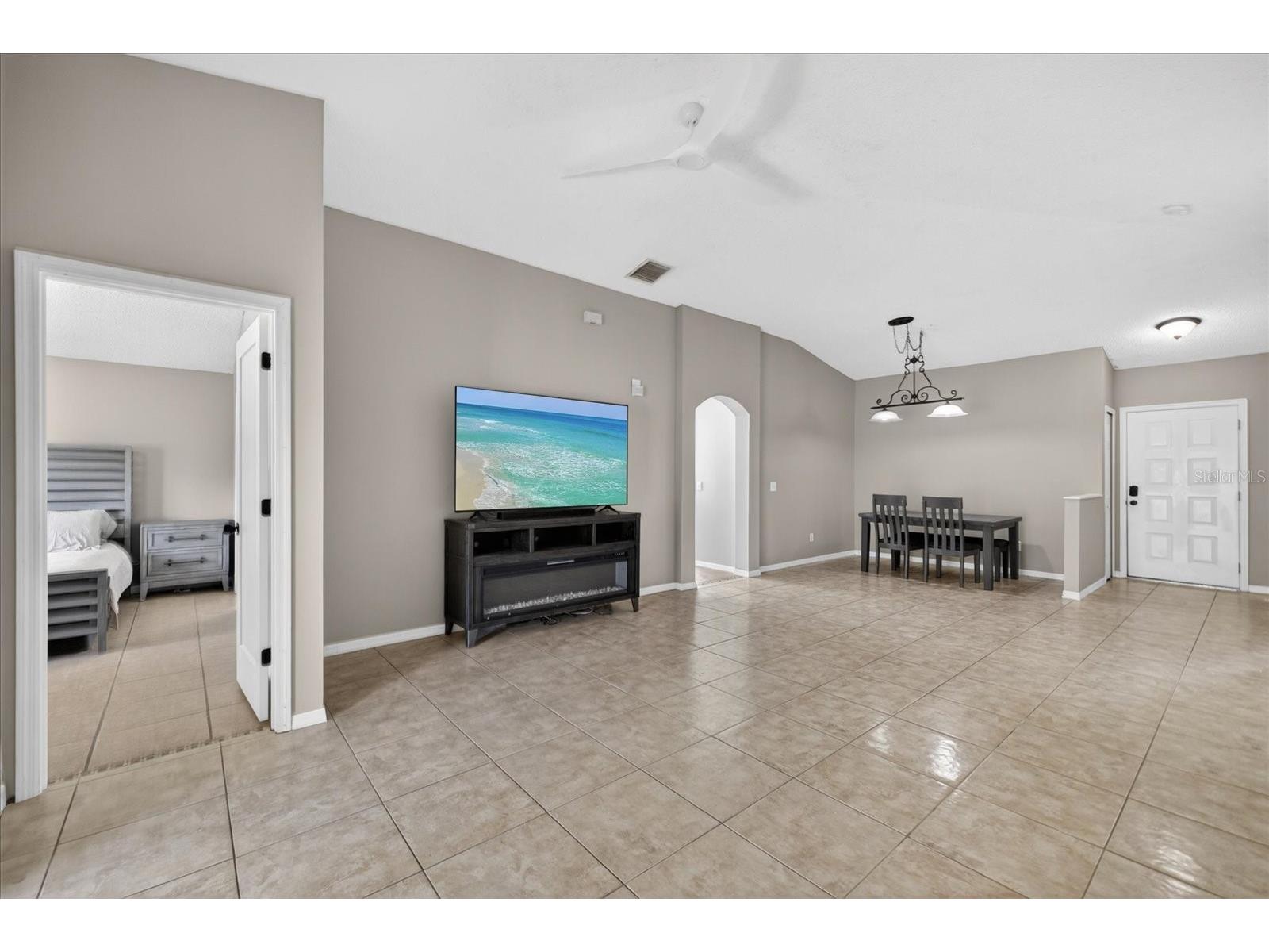 12015 Cedarfield Drive Riverview FL 33579 TB8506764 image8