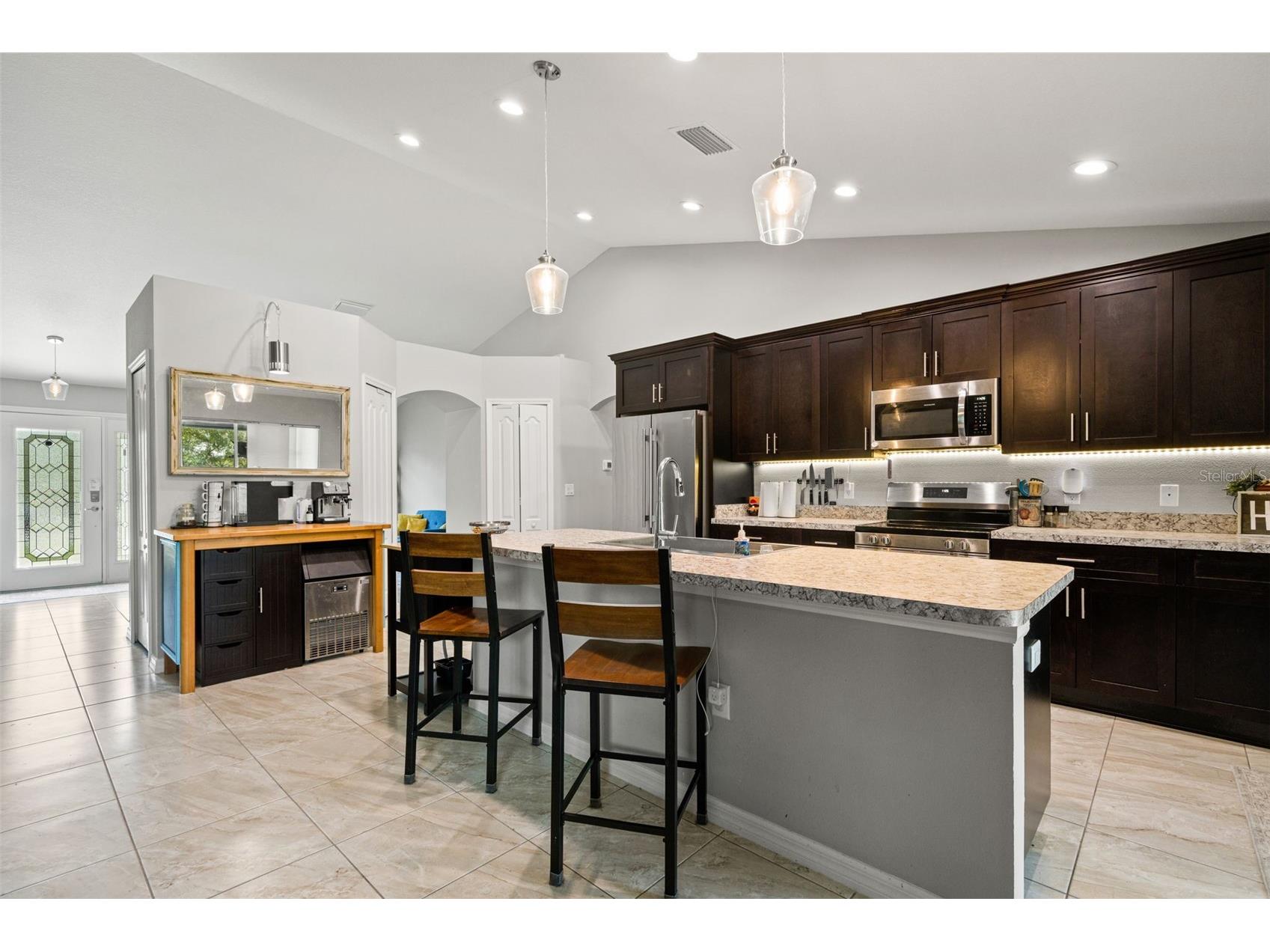 12015 Phoenix Avenue Weeki Wachee FL 34614 TB8495141 image12