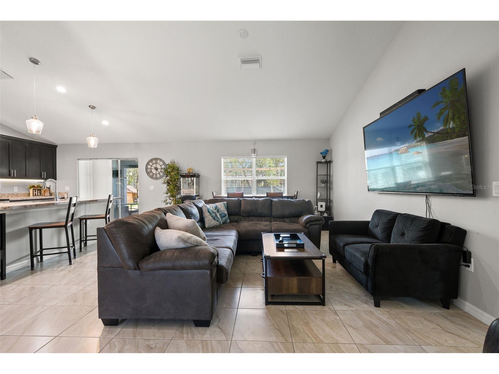 12015 Phoenix Avenue Weeki Wachee FL 34614 TB8495141 image15