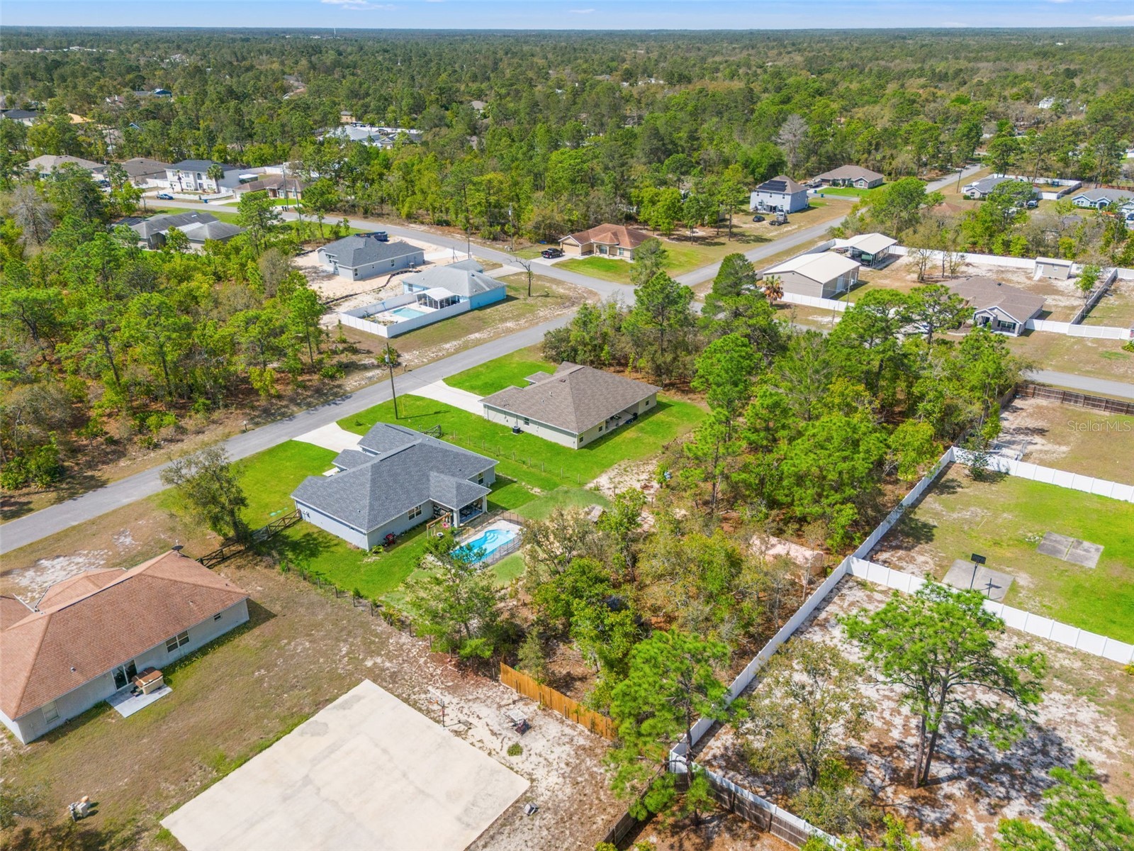 12015 Phoenix Avenue Weeki Wachee FL 34614 TB8495141 image35