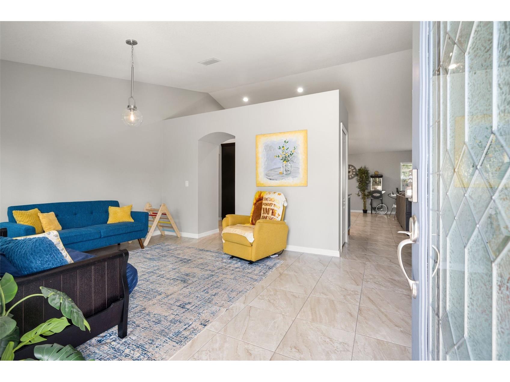 12015 Phoenix Avenue Weeki Wachee FL 34614 TB8495141 image5