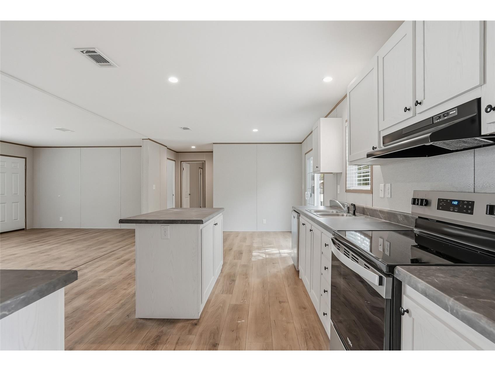 12015 Westbay Avenue New Port Richey FL 34654 TB8493271 image11