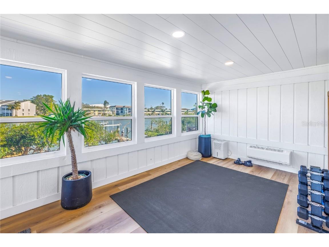 12016 Lagoon Ln Treasure Island FL 33706 TB8406307 image15