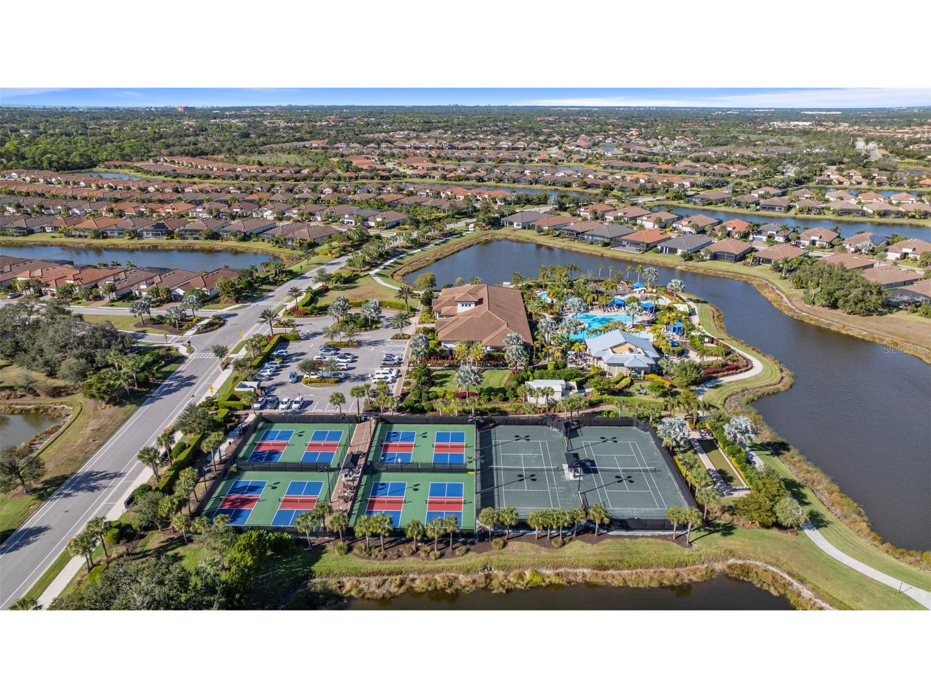 12016 Legacy Estates Boulevard Sarasota FL 34238 A4676570 image33