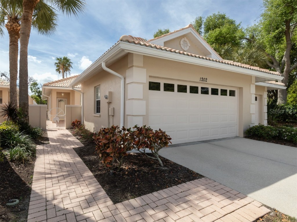 1202 Berkshire Circle Venice FL 34292 N6131641 image1