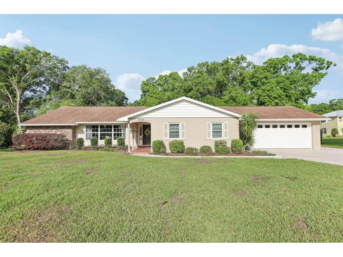 1202 Bly Court Eustis FL 32726 - LAKE JOANNA G5095046 image1